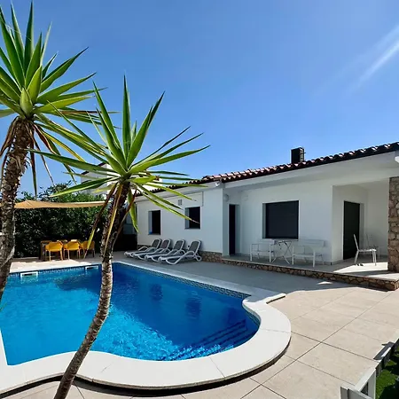 Vinya * L' Escala